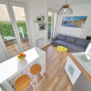 le-petit-charial-terrasse-privative-part-dieu.hotels-rhonealpes.com/